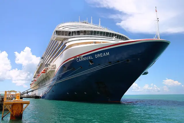 Carnival Dream navegando