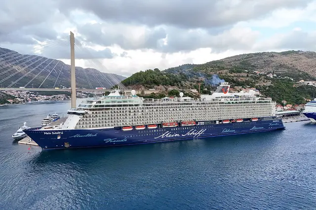 Mein Schiff 6 navegando