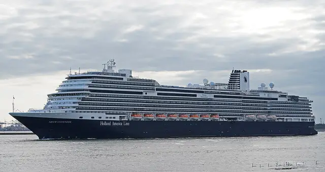 Nieuw Statendam navegando