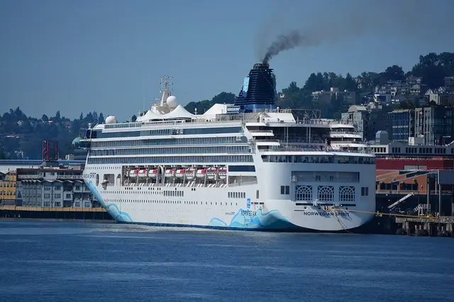 Norwegian Spirit navegando